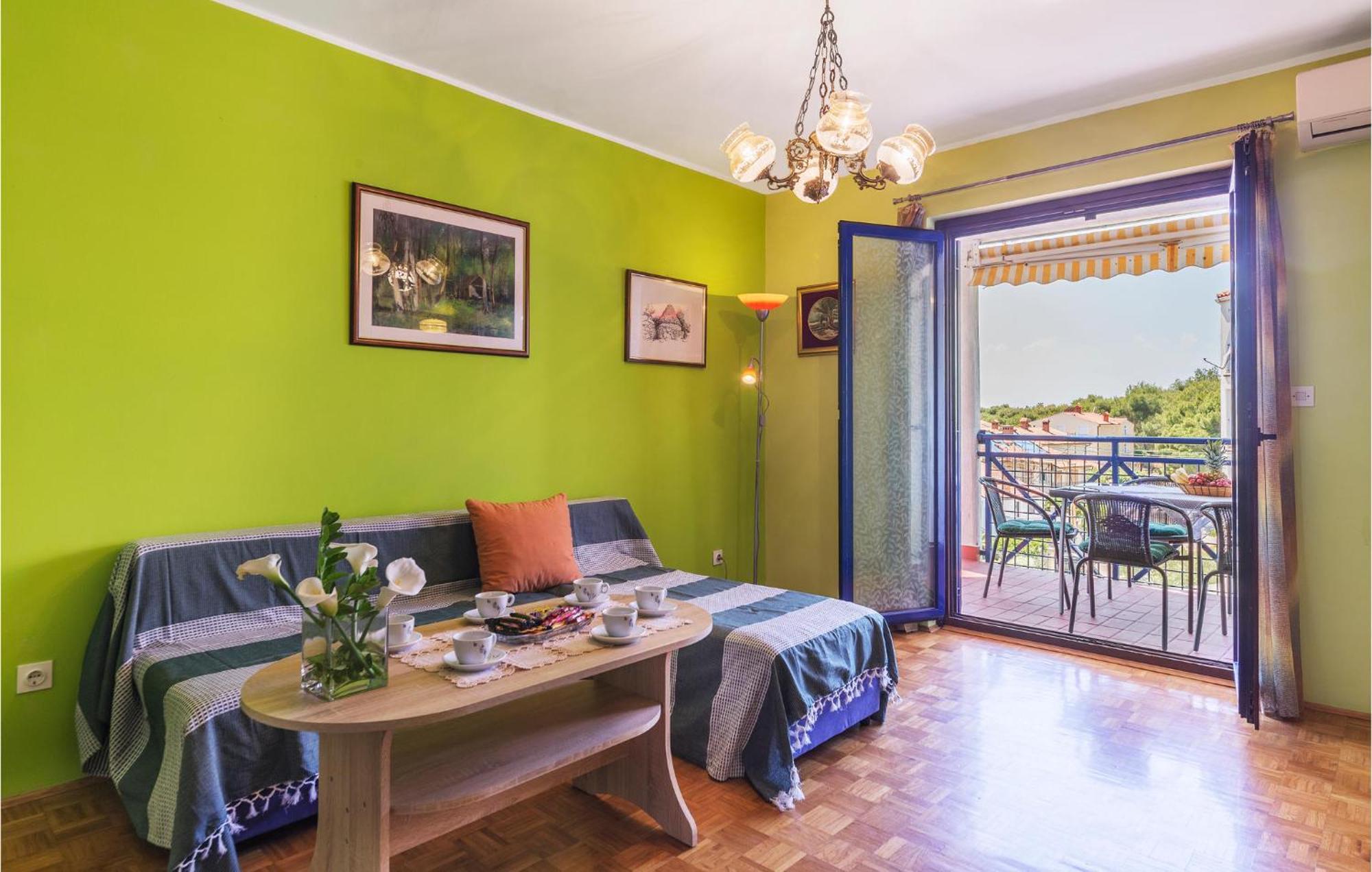 Gorgeous Apartment In Pula With House Sea View Exterior photo